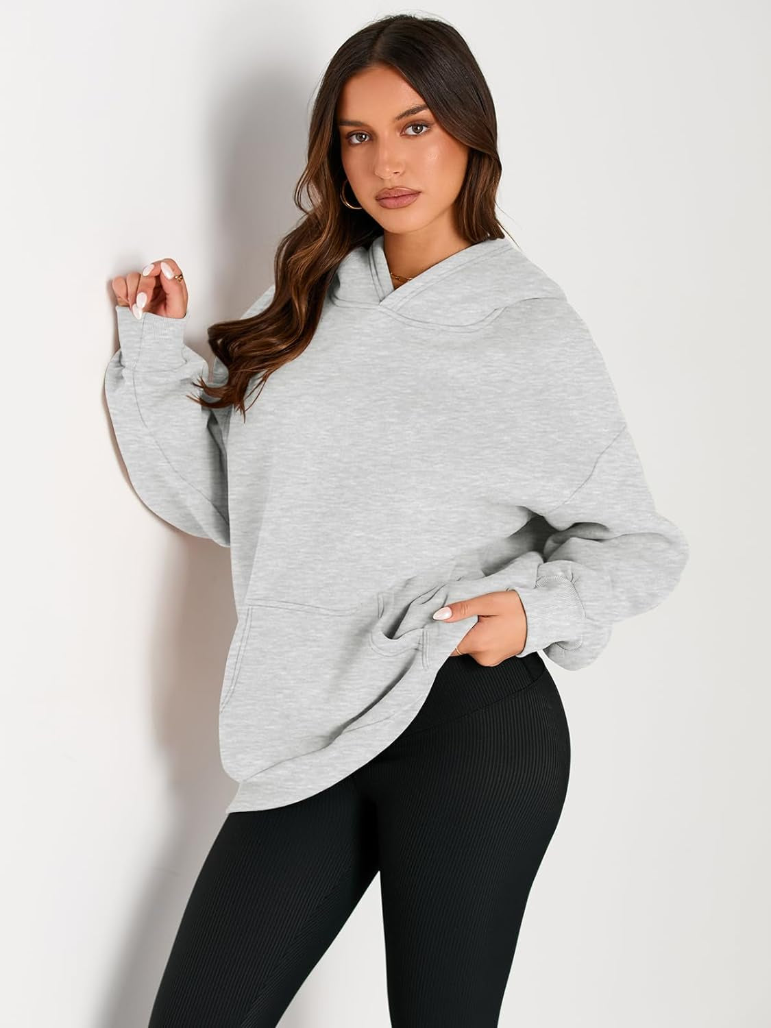 Womens Oversized Hoodies Fleece Sweatshirts Long Sleeve Sweaters Pullover Fall Outfits Winter Clothes