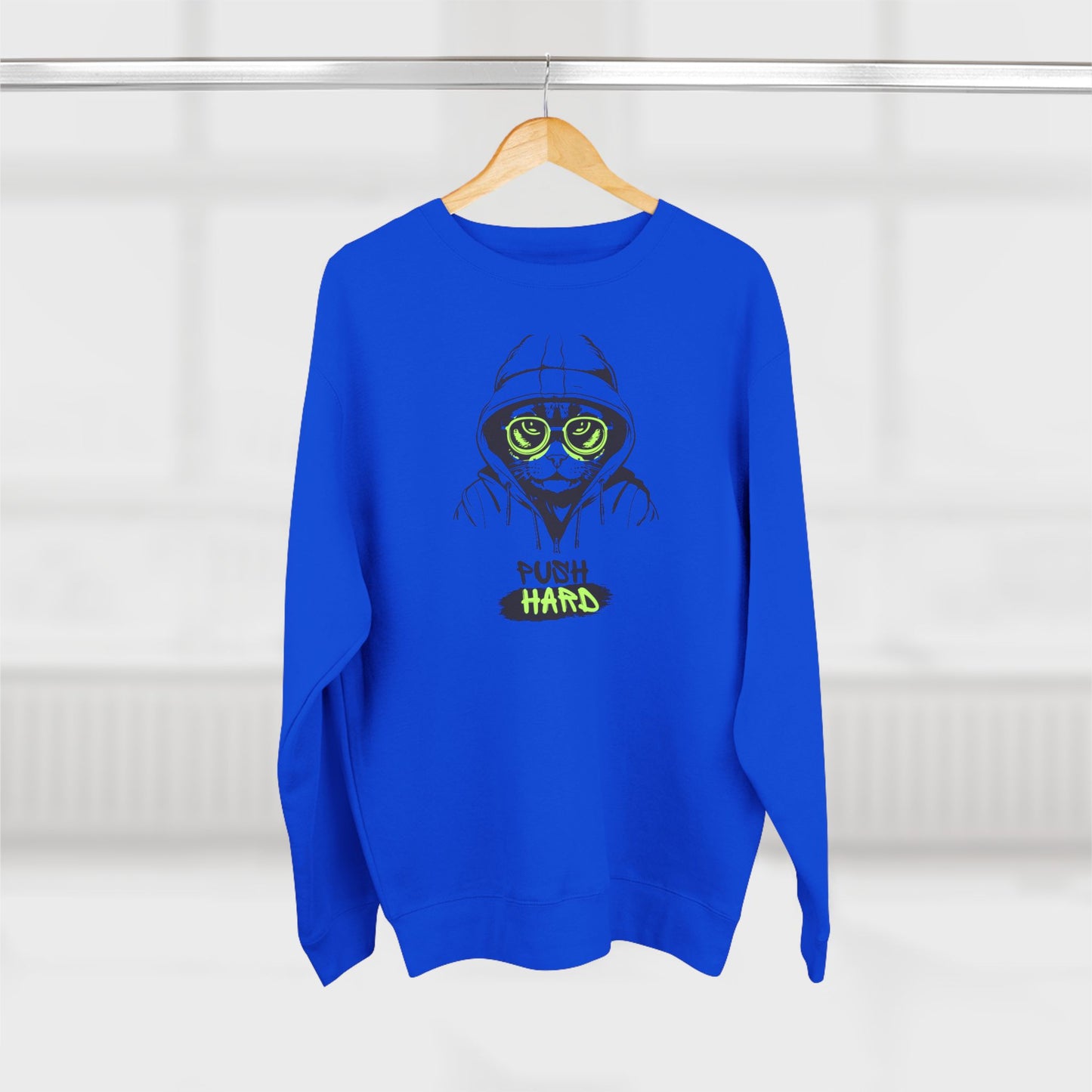 Green-Eyed Cat Graphic and ‘Push Hard’ Slogan Unisex Crewneck Sweatshirt - Casual Wear